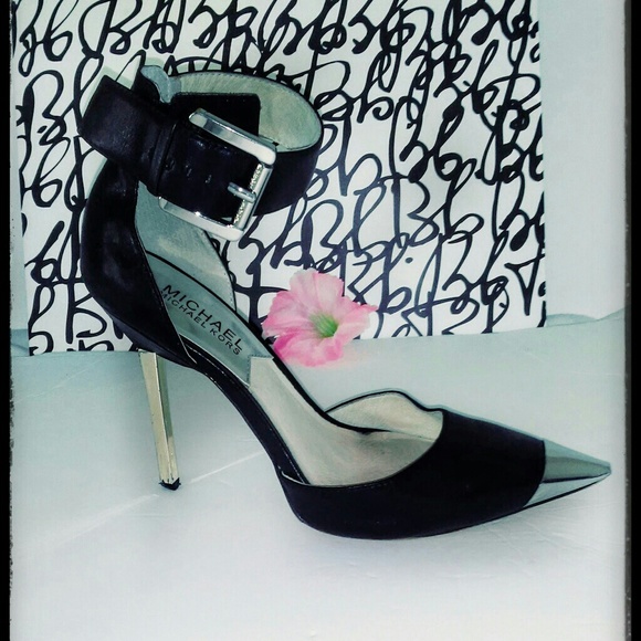 Michael Kors Shoes - 🔽Micheal kors zady heels brinkley anklestrap 6